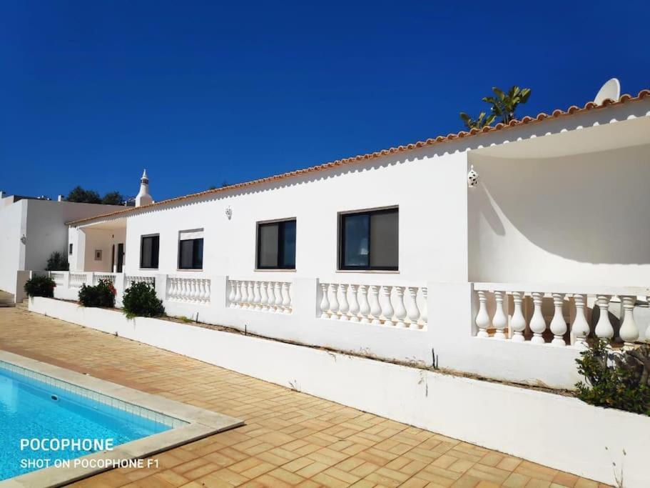 Blue Skies Villas 1&2 Mexilhoeira Grande ภายนอก รูปภาพ